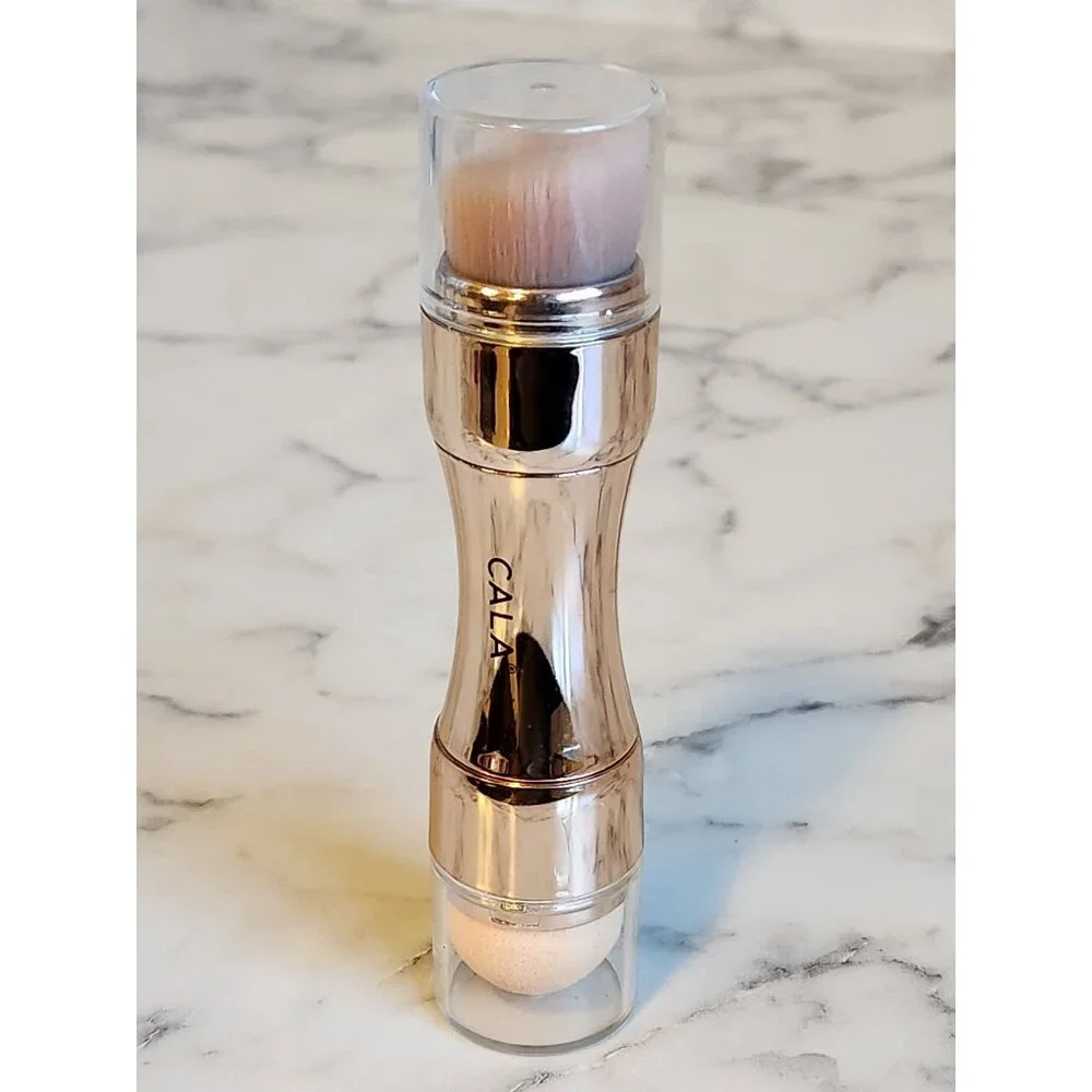 Cala Glow On The Go 4-In-1 Brush Contour Brush Lip Brush Blending Brush & Sponge
